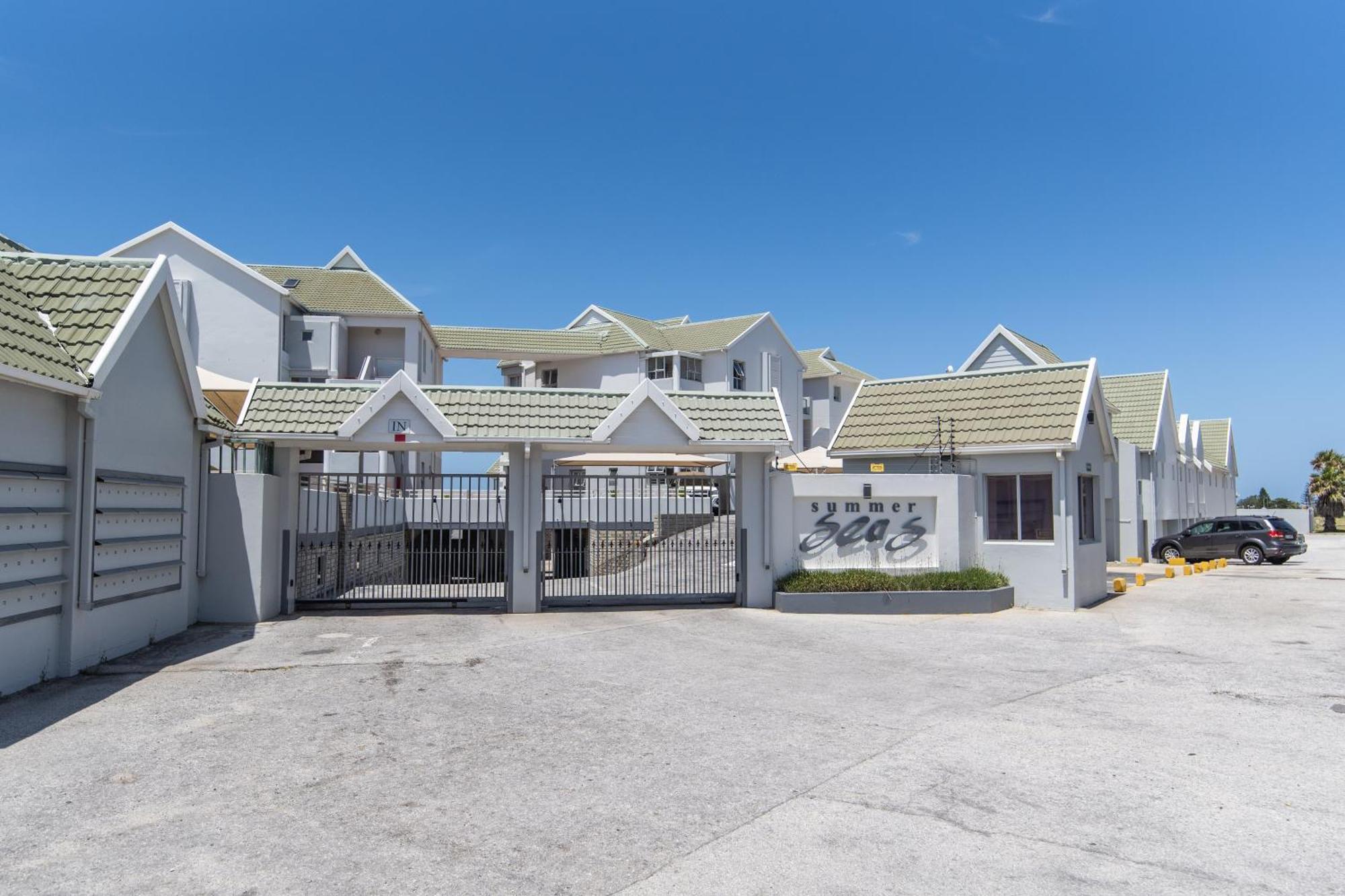 Summerseas Beach Living Port Elizabeth Exteriör bild